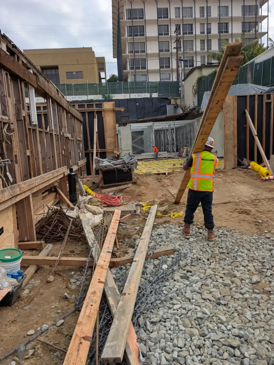 Commercial Excavation & Formwork Labor