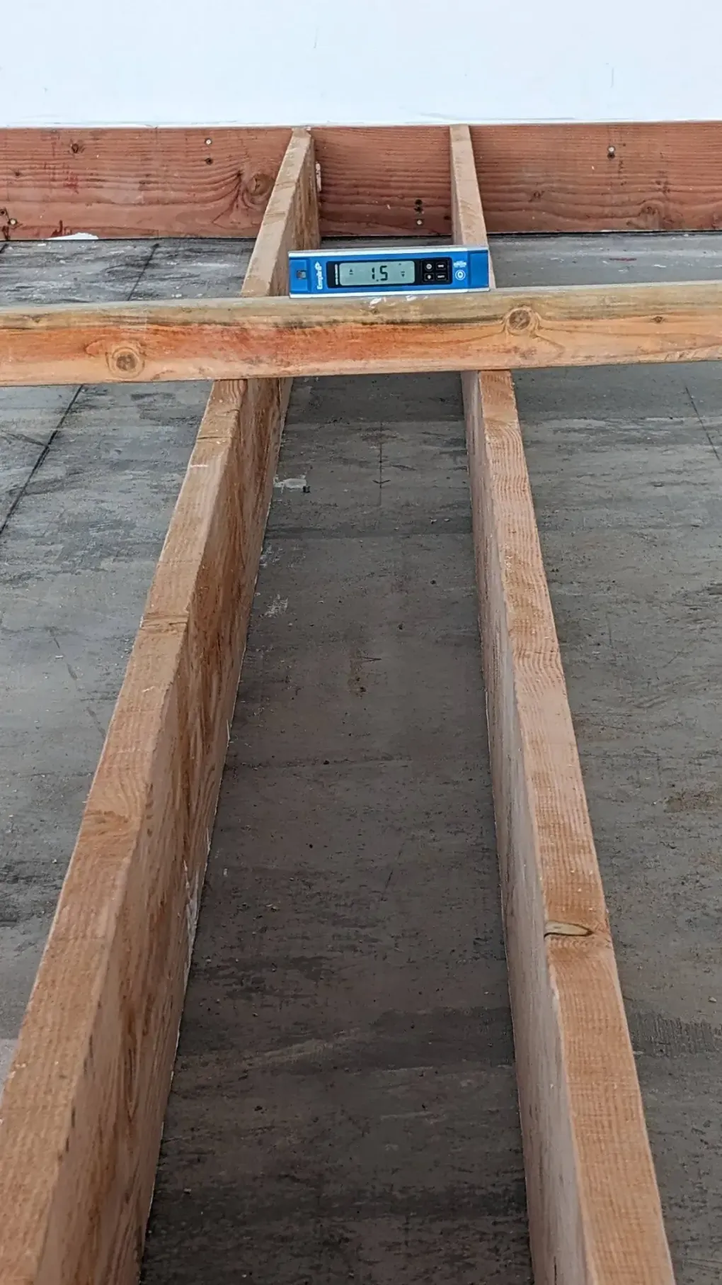 Digital Joist Leveling & Pitch Verification